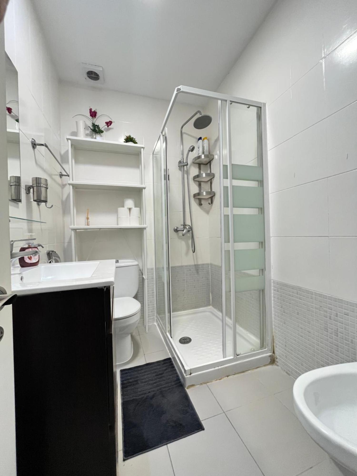 Ile Aina Exterior Nuevo Pena Apartment Madrid Exterior photo